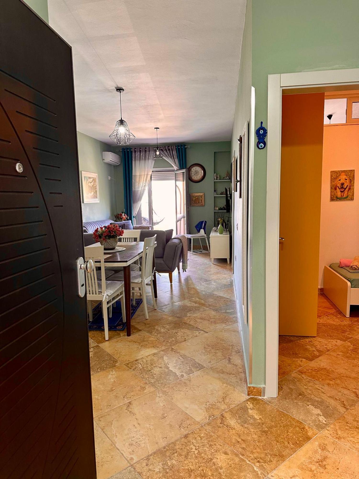 Beach Front Apartment Vlore Ngoại thất bức ảnh