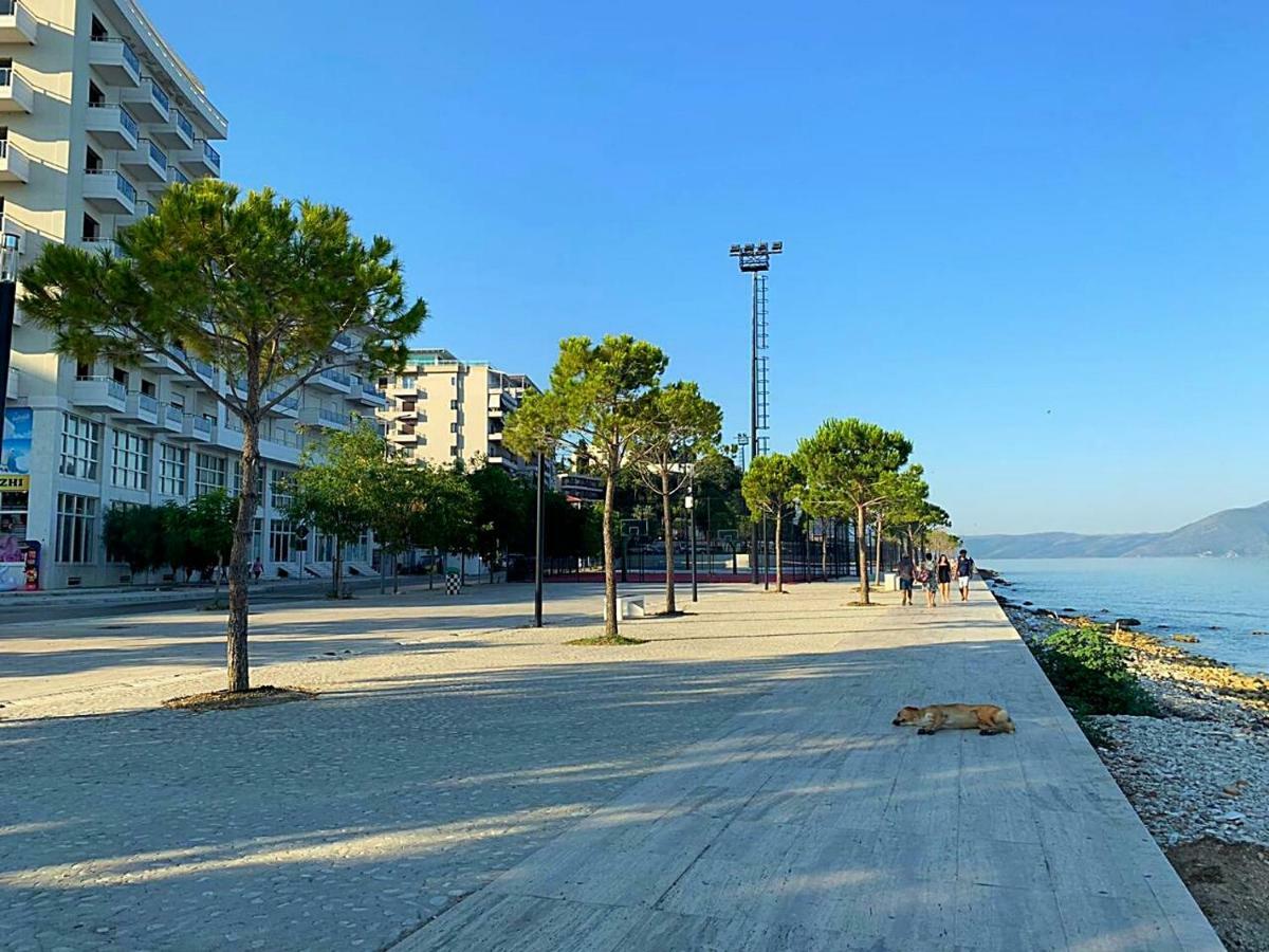 Beach Front Apartment Vlore Ngoại thất bức ảnh